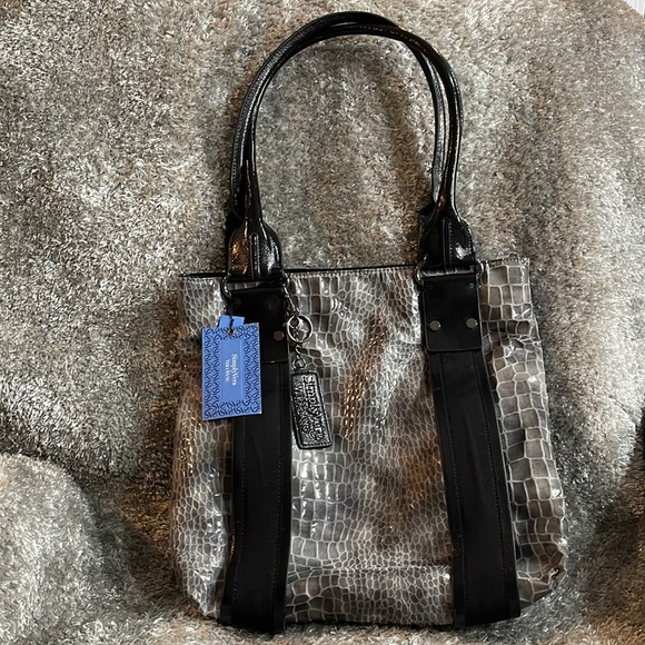 Simply Vera Vera Wang Handbags - NWT- Simply Vera Vera Wang Pewter Tote bag